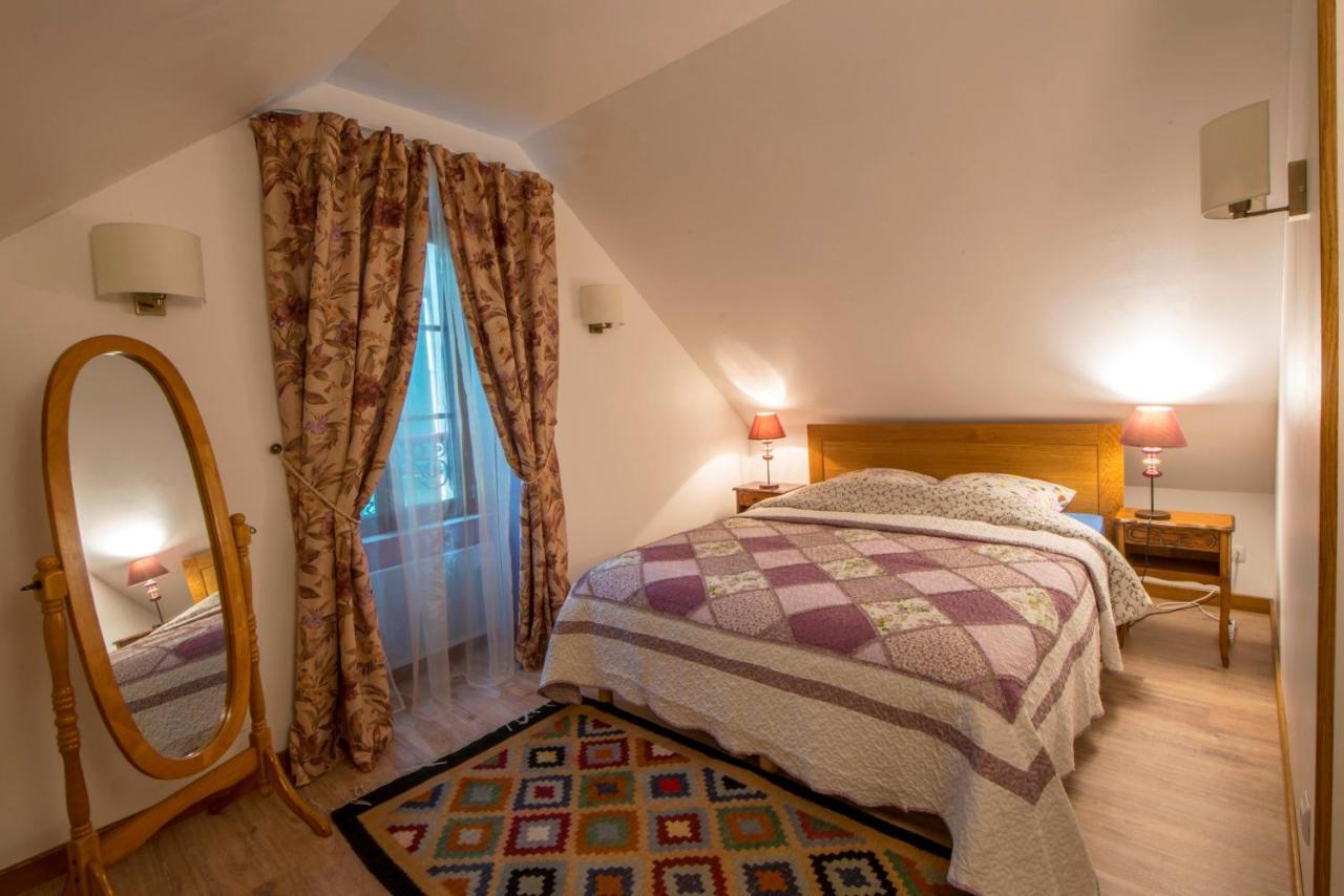 Tanlay Aupres Du Chateau מראה חיצוני תמונה
